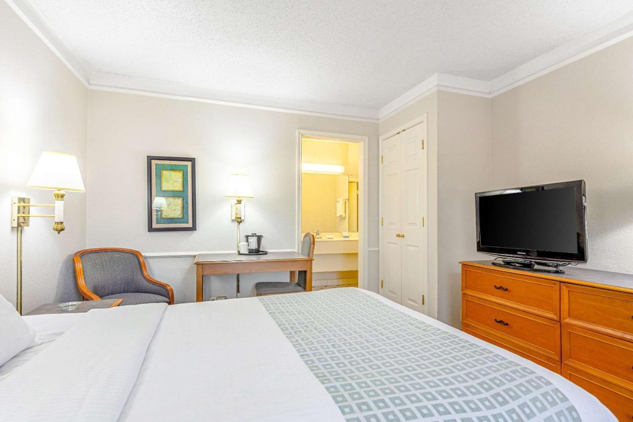 Rodeway Inn Huntsville Eksteriør bilde